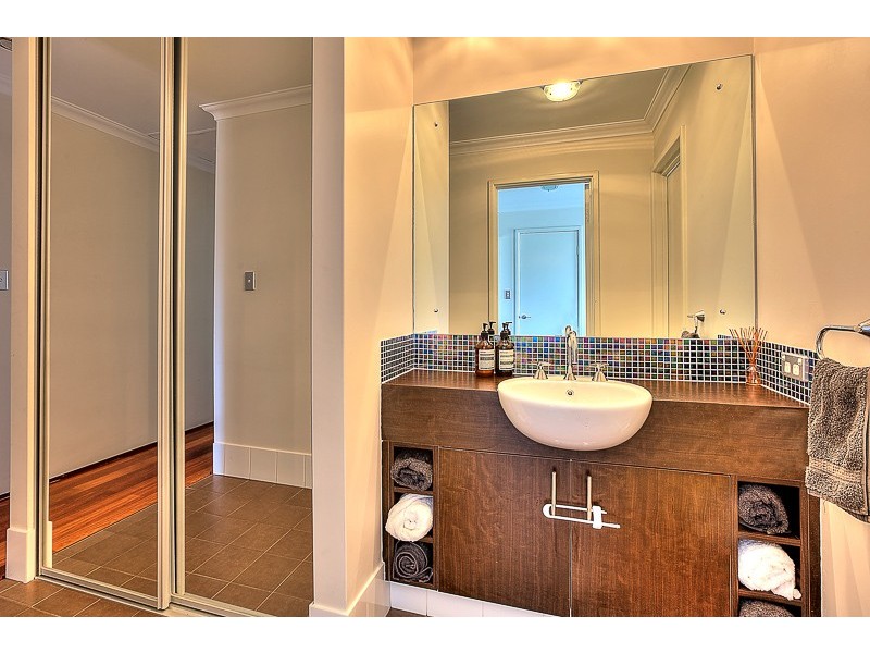 40 Bonaparte Drive, Secret Harbour WA 6173