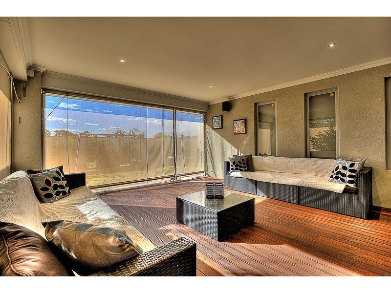 40 Bonaparte Drive, Secret Harbour WA 6173