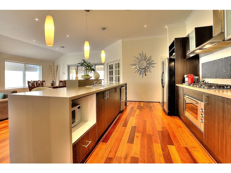 40 Bonaparte Drive, Secret Harbour WA 6173