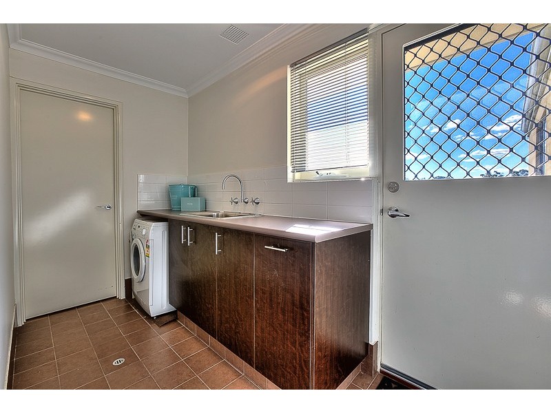 40 Bonaparte Drive, Secret Harbour WA 6173