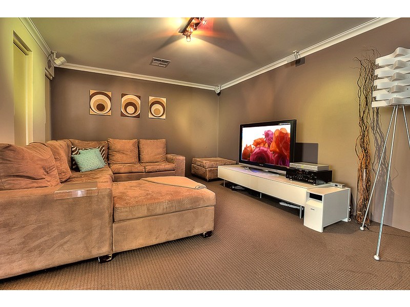 40 Bonaparte Drive, Secret Harbour WA 6173