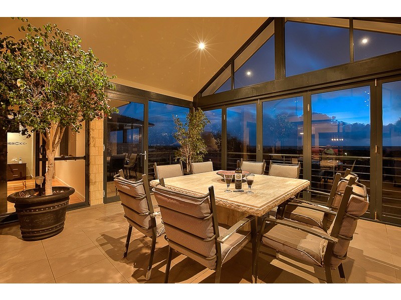 2 Adra Court, Secret Harbour WA 6173