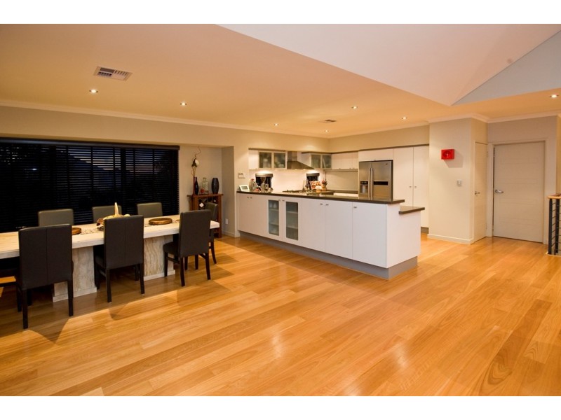 2 Adra Court, Secret Harbour WA 6173