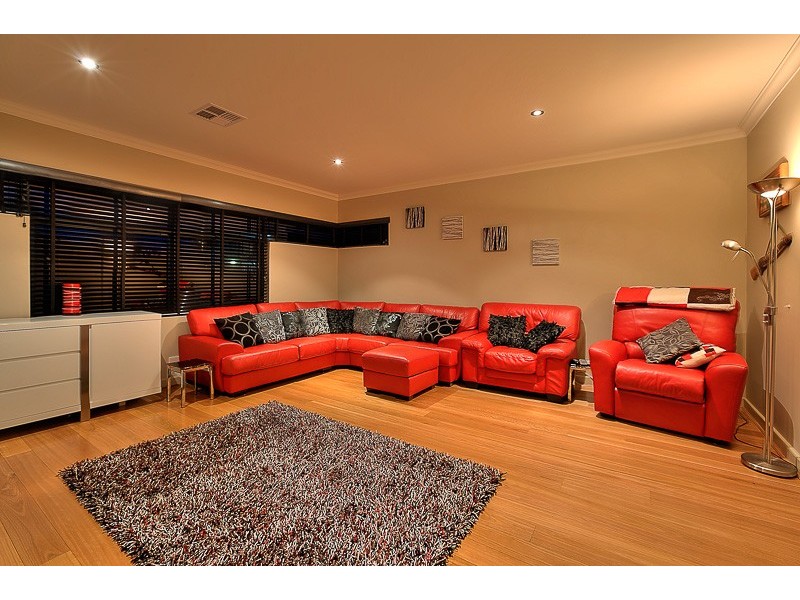 2 Adra Court, Secret Harbour WA 6173
