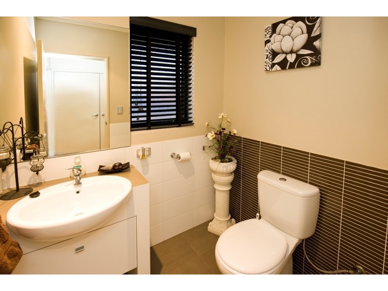 2 Adra Court, Secret Harbour WA 6173