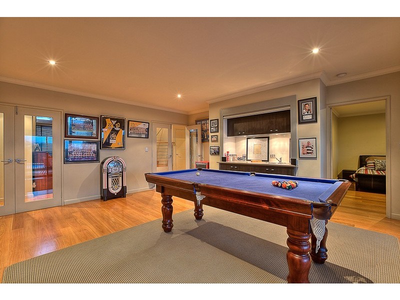 2 Adra Court, Secret Harbour WA 6173