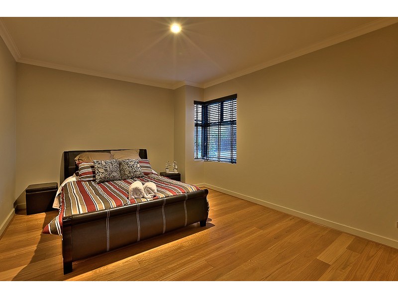 2 Adra Court, Secret Harbour WA 6173