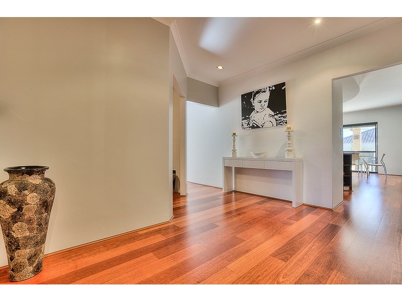 15 Culvers Road, Secret Harbour WA 6173