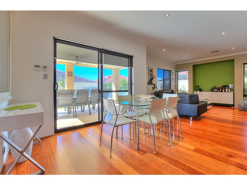 15 Culvers Road, Secret Harbour WA 6173