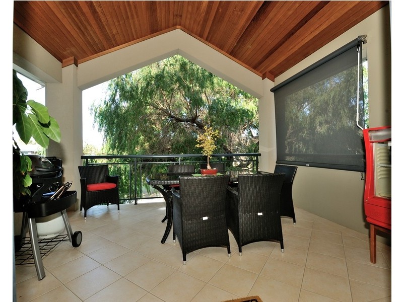 186 Kent Street, Rockingham WA 6168