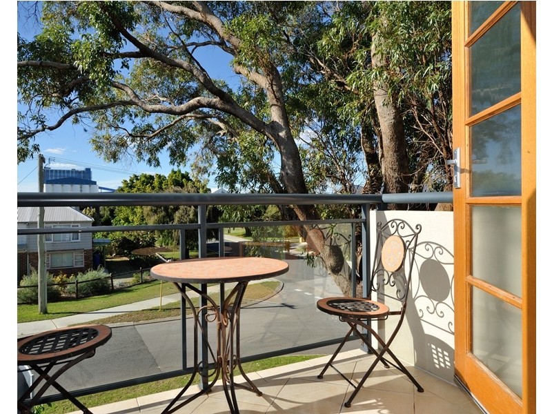 186 Kent Street, Rockingham WA 6168