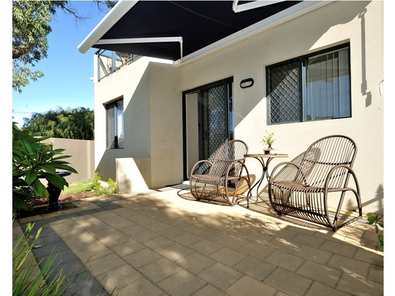 186 Kent Street, Rockingham WA 6168