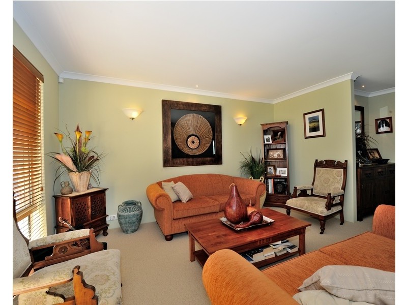 26 Georgetown Drive, Safety Bay WA 6169