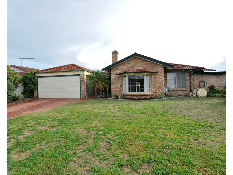 10 Java Place, Waikiki WA 6169