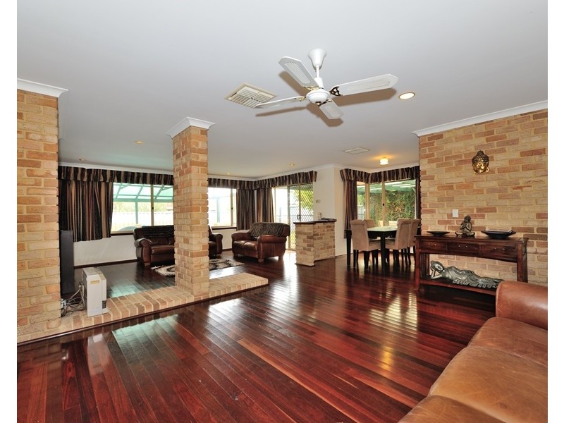 10 Java Place, Waikiki WA 6169