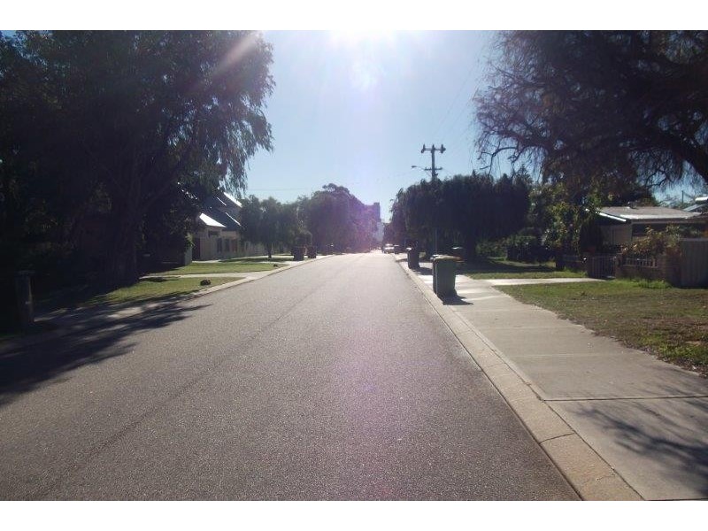 173 Kent Street, Rockingham WA 6168