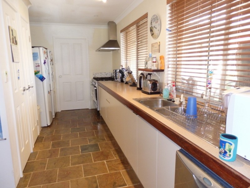 8 Britannia Place, Port Kennedy WA 6172