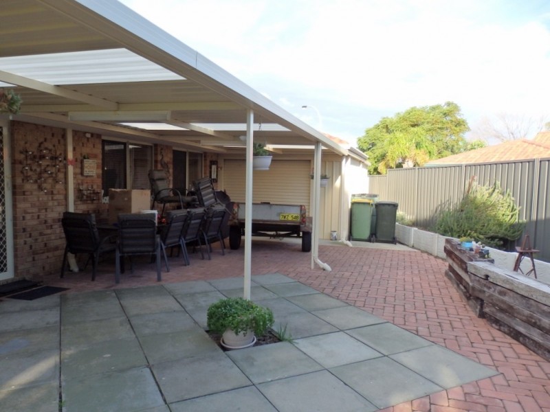 8 Britannia Place, Port Kennedy WA 6172