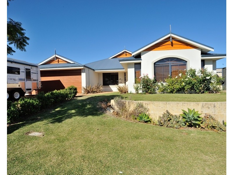 18 Lemon Gum Drive, Baldivis WA 6171