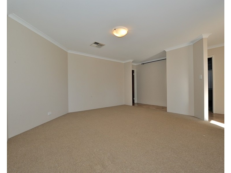 18 Lemon Gum Drive, Baldivis WA 6171