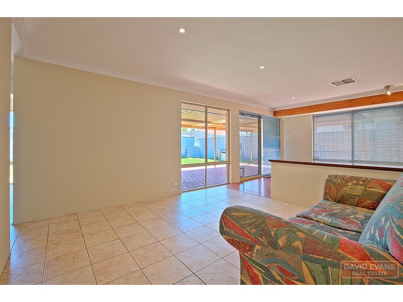 5 Caliso Court, Warnbro WA 6169