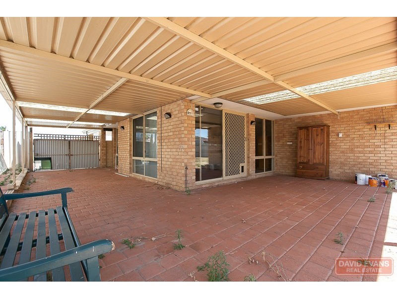 5 Caliso Court, Warnbro WA 6169