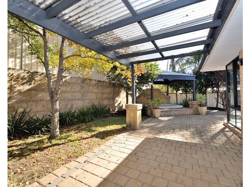 10 Arpenteur Drive, Baldivis WA 6171