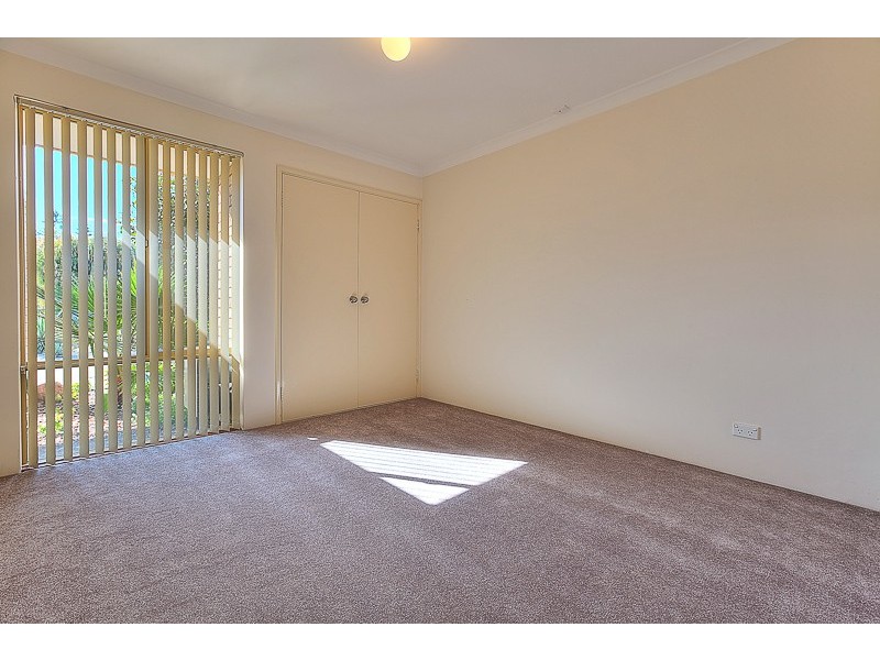 28/96 Simpson Avenue, Rockingham WA 6168