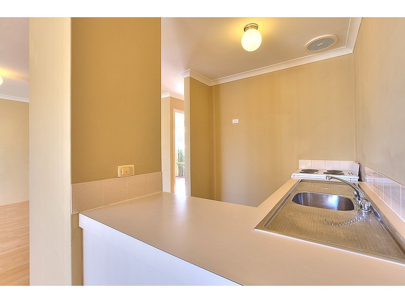 28/96 Simpson Avenue, Rockingham WA 6168