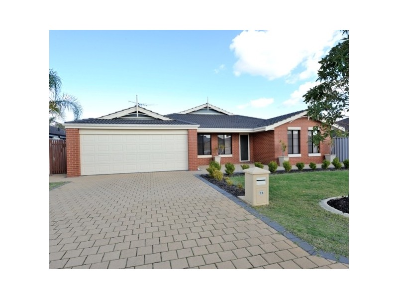 36 Zaragoza Drive, Port Kennedy WA 6172