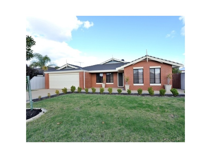 36 Zaragoza Drive, Port Kennedy WA 6172