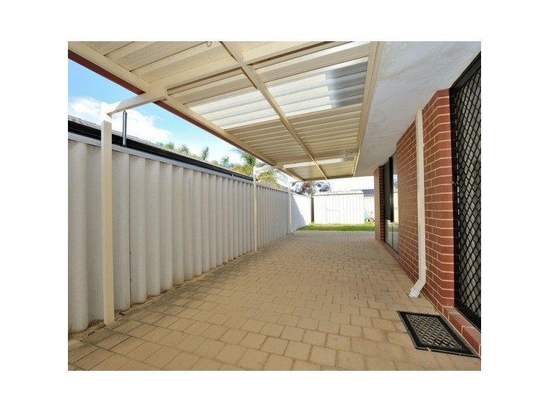 36 Zaragoza Drive, Port Kennedy WA 6172