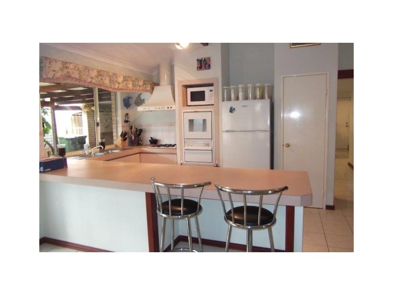 12 Link Way, Cooloongup WA 6168
