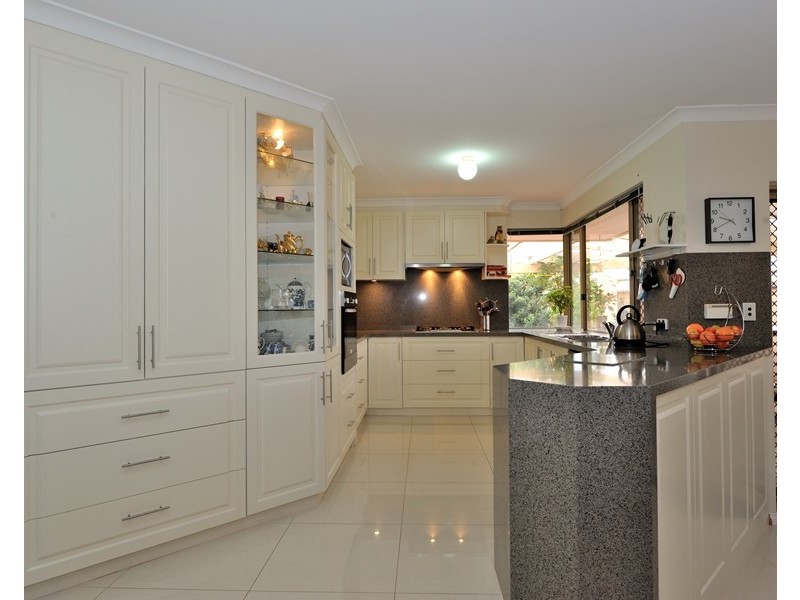 7 Mildura Place, Rockingham WA 6168