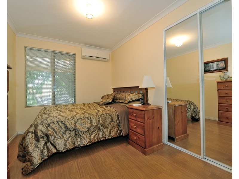 7 Mildura Place, Rockingham WA 6168