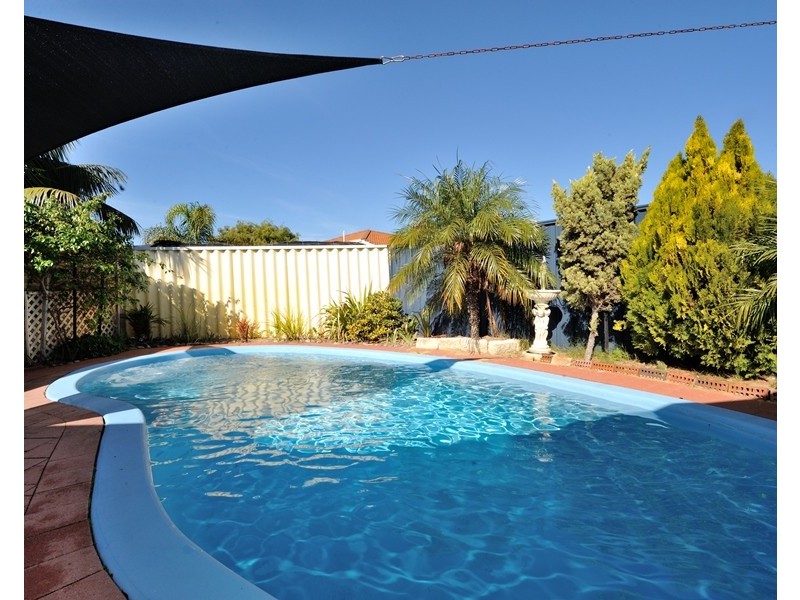 14 Anjou Green, Port Kennedy WA 6172