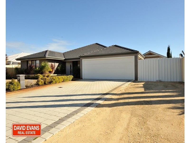 40 Greeson Parkway, Secret Harbour WA 6173