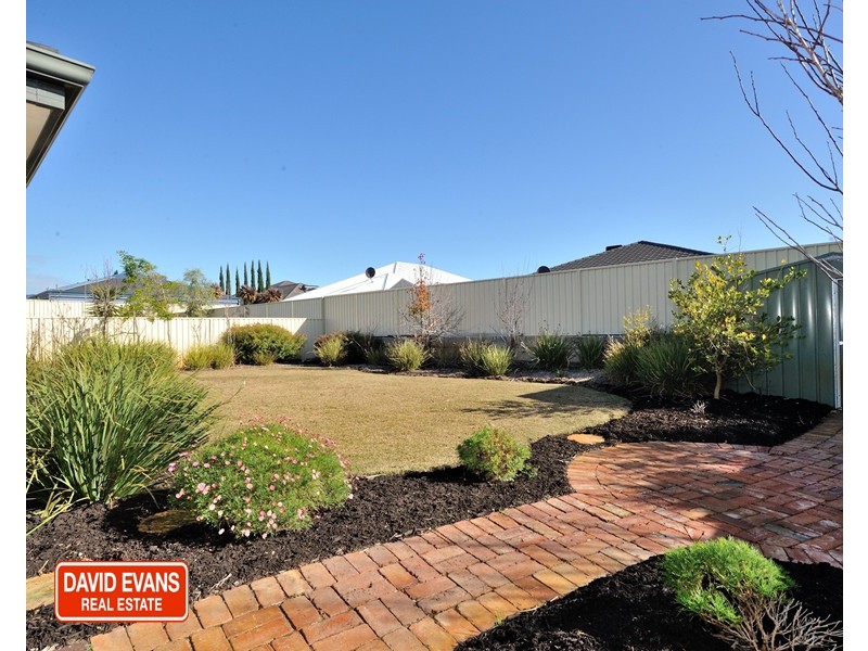 40 Greeson Parkway, Secret Harbour WA 6173