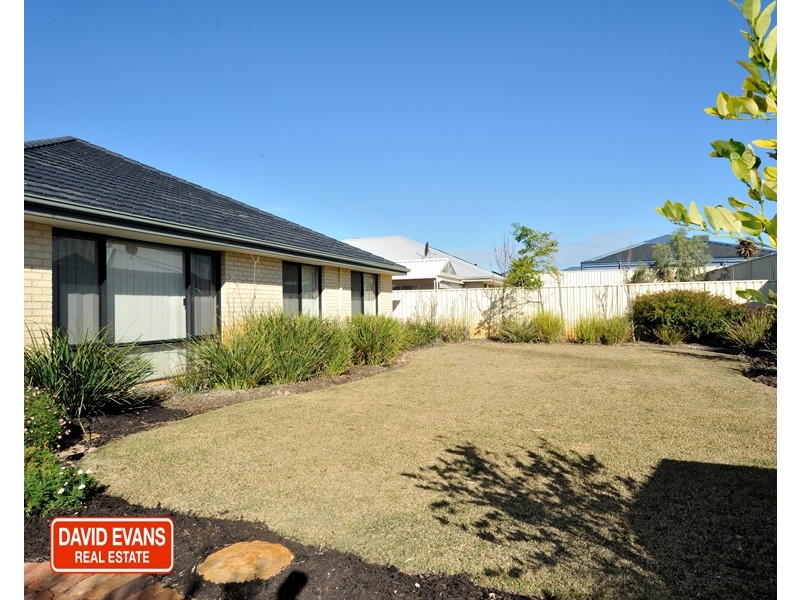 40 Greeson Parkway, Secret Harbour WA 6173