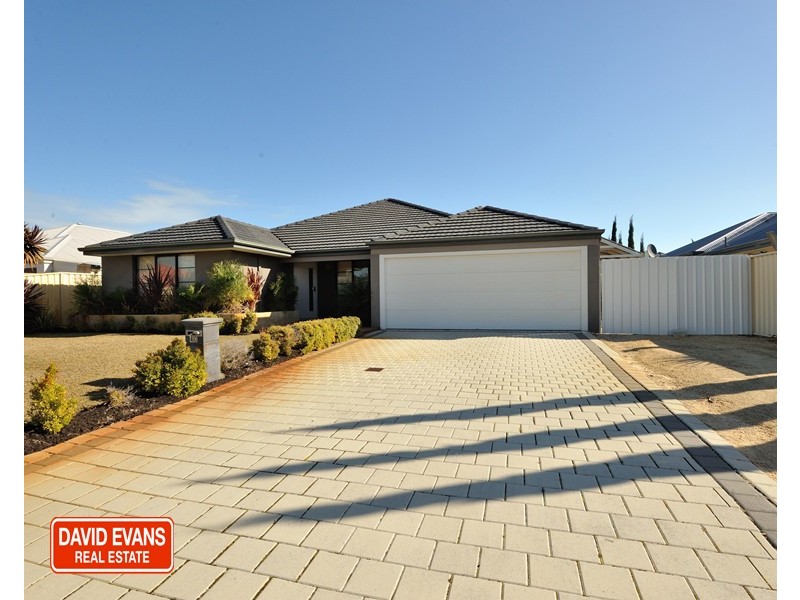 40 Greeson Parkway, Secret Harbour WA 6173