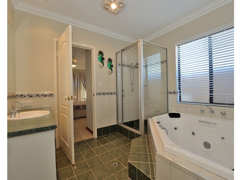 5 Bell Street, Rockingham WA 6168