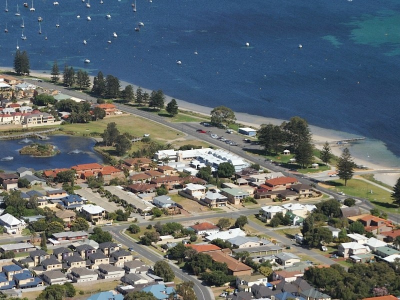 5 Bell Street, Rockingham WA 6168