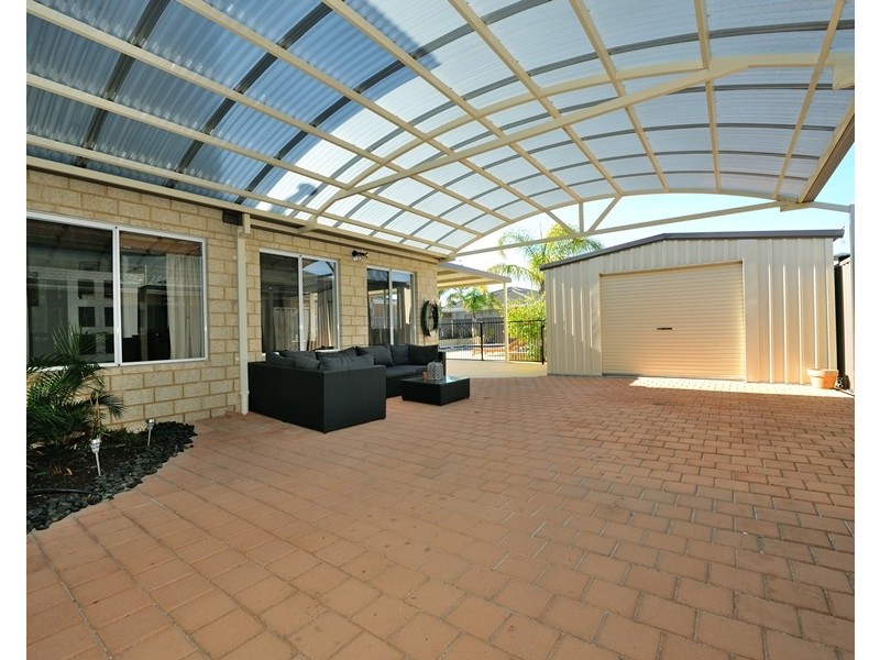 19 St Cloud Way, Port Kennedy WA 6172