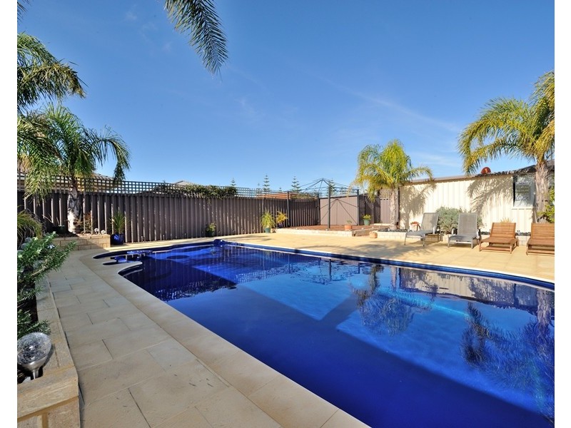19 St Cloud Way, Port Kennedy WA 6172