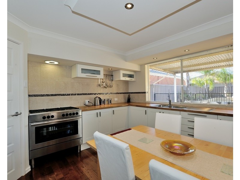 19 St Cloud Way, Port Kennedy WA 6172