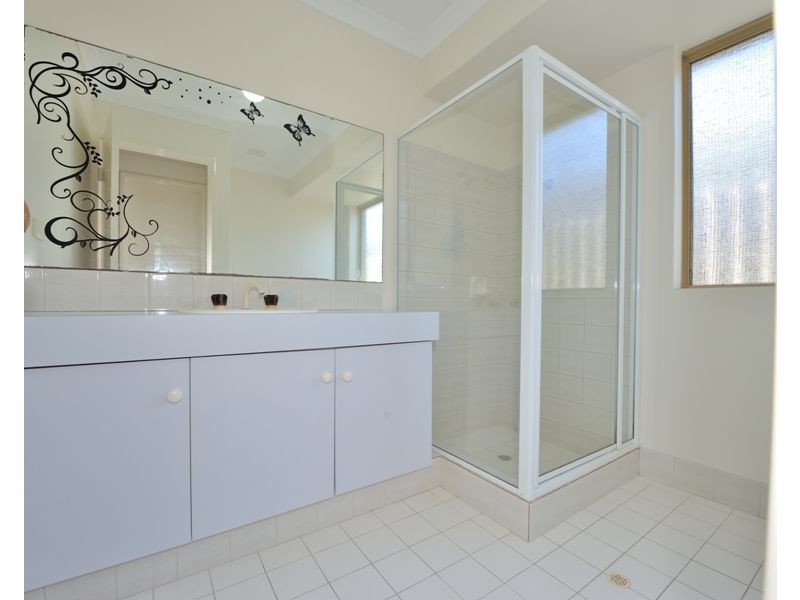 13 Farrington Street, Warnbro WA 6169