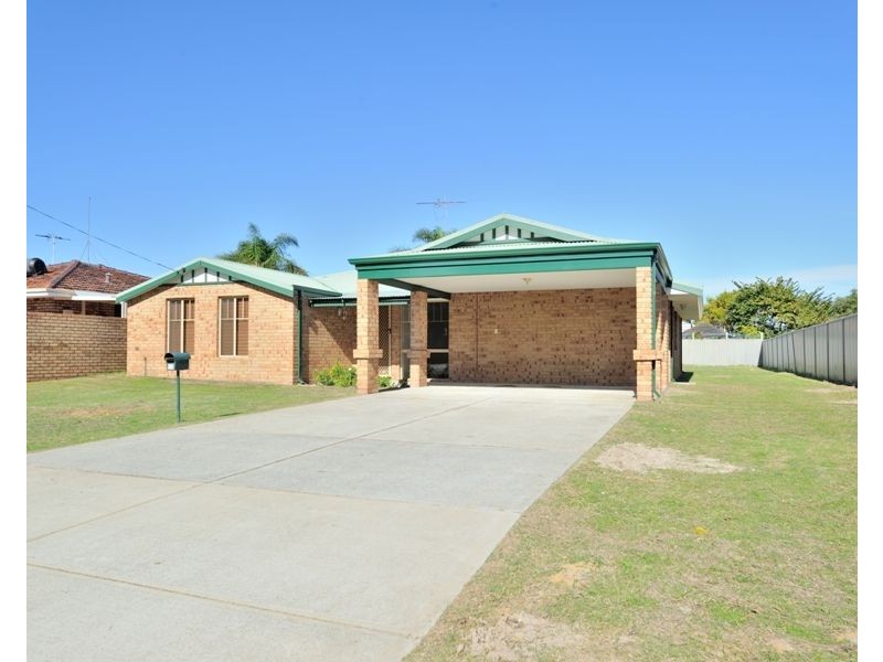 13 Farrington Street, Warnbro WA 6169