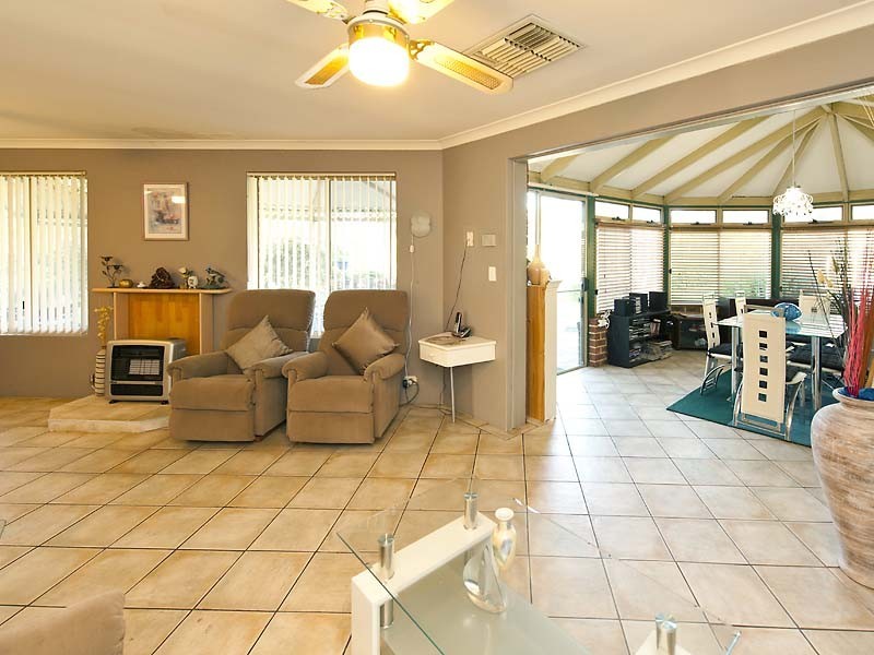 88 Silversmith Street, Wellard WA 6170