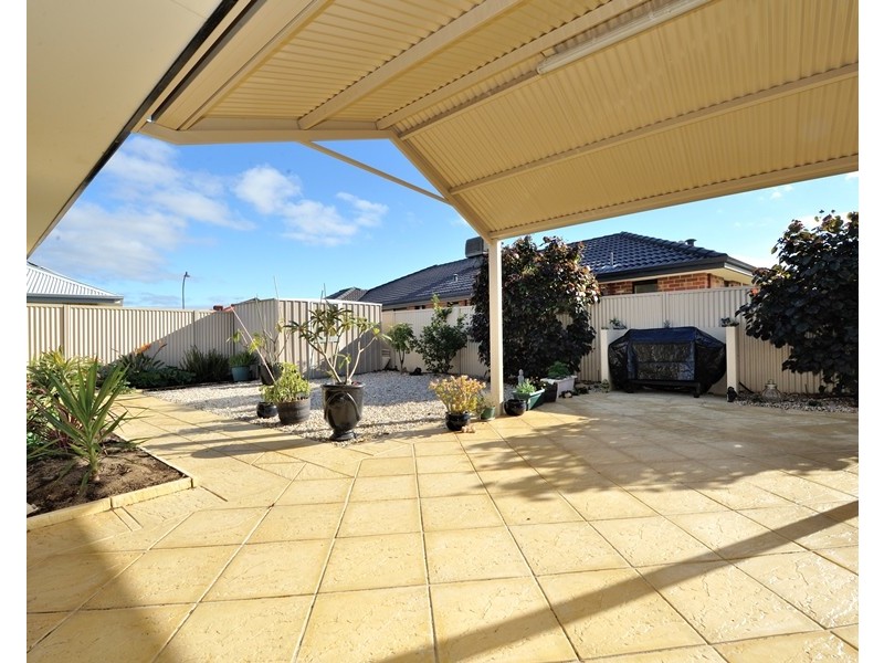 3 Whitemoss Turn, Waikiki WA 6169