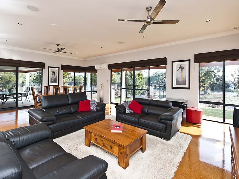 151 Braddock Road, Wellard WA 6170